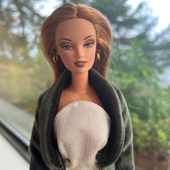 Integrity Toys Doll - Picture 1 of 7